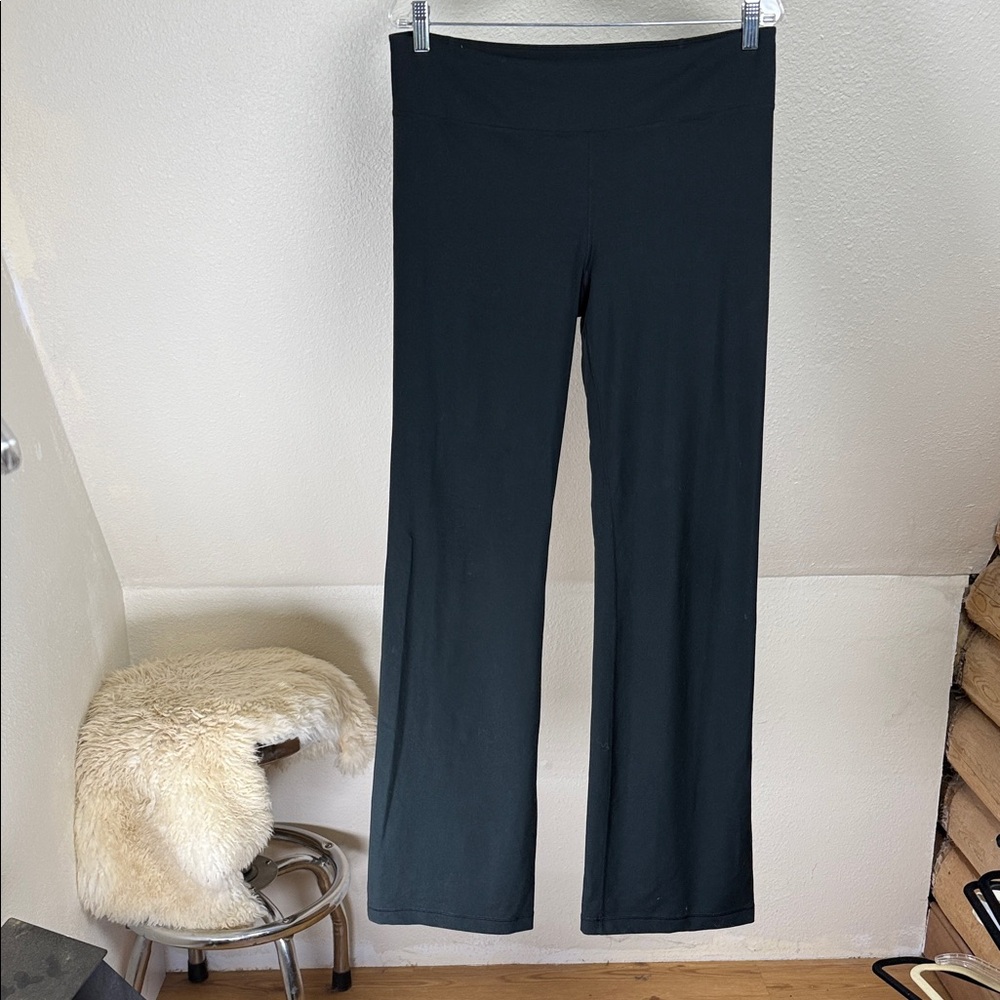 UNDER ARMOUR Flair Black Leggings. Size Large
